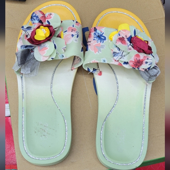 Babe Floral Women's Sandals Size 8 - Picture 1 of 7